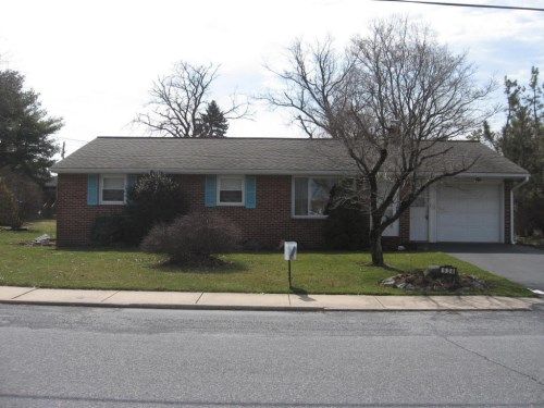 524 W CONESTOGA STREET, New Holland, PA 17557