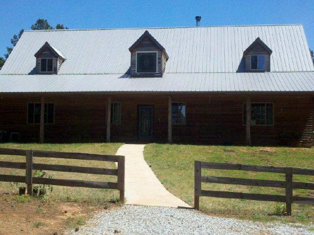 1930 Calhoun Rd, Dewy Rose, GA 30634