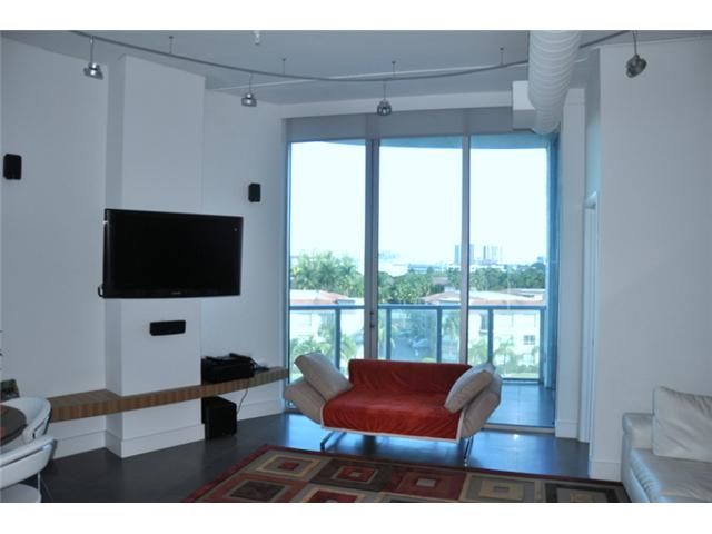 3029 NE 188 ST # 501, Miami, FL 33180