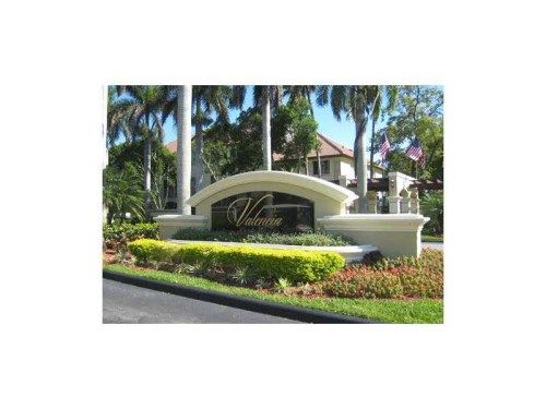 9935 NW 46 ST # 201-7, Miami, FL 33178