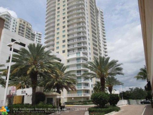 1745 E HALLANDALE BEACH BL # 1906W, Hallandale, FL 33009