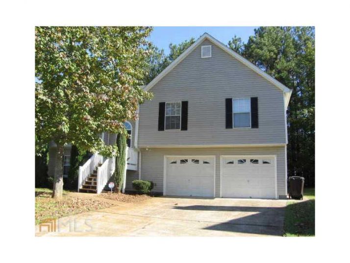 6387 Hillview Lane, Douglasville, GA 30134