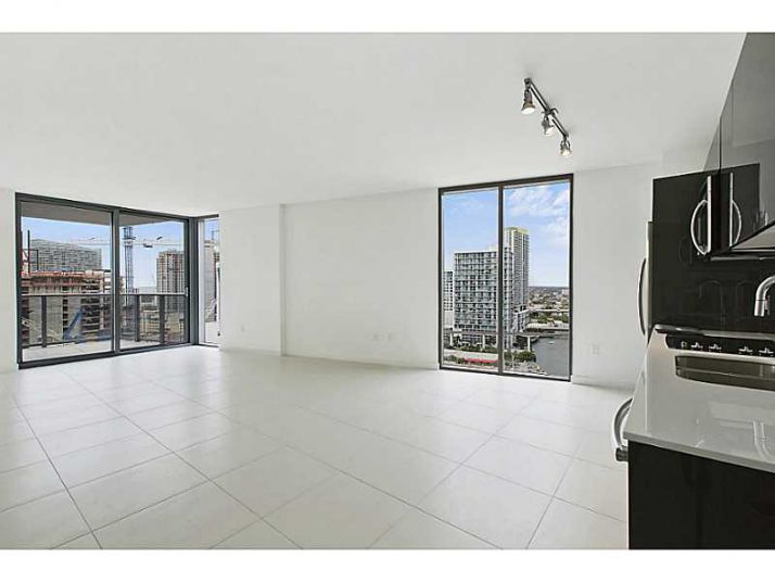 31 SE 6TH # 2601, Miami, FL 33131