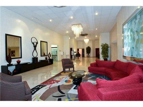 500 THREE ISLANDS BL # 812, Hallandale, FL 33009