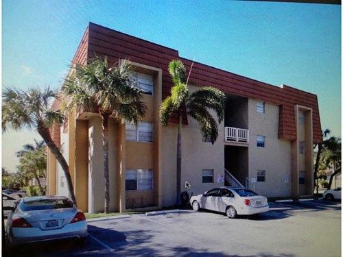1300 MOFFETT ST # 203, Hallandale, FL 33009