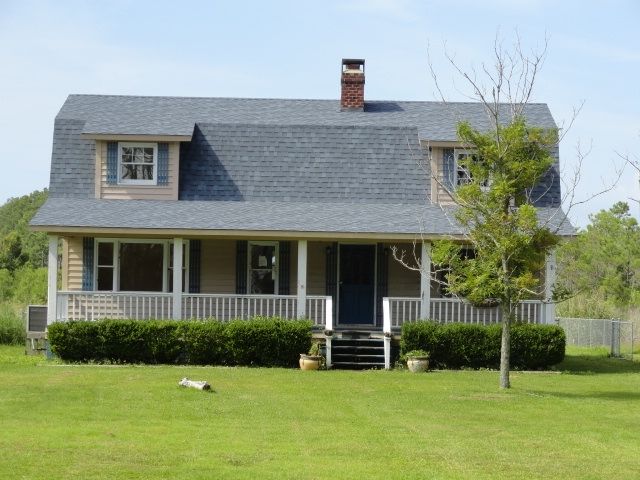 718 Us Highway 70, Sealevel, NC 28577