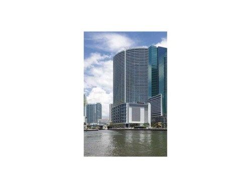 200 BISCAYNE BLVD WY # 3913, Miami, FL 33131