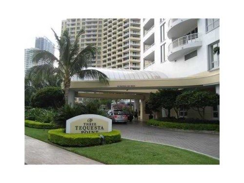 848 BRICKELL KEY DR # 3402, Miami, FL 33131