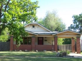 3447 E Murdock St, Wichita, KS 67208