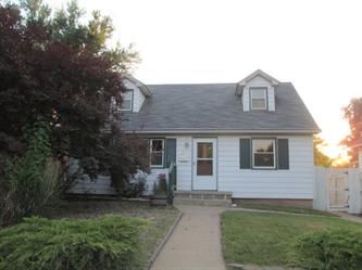 2330 Wallace Street, Clinton, IA 52732