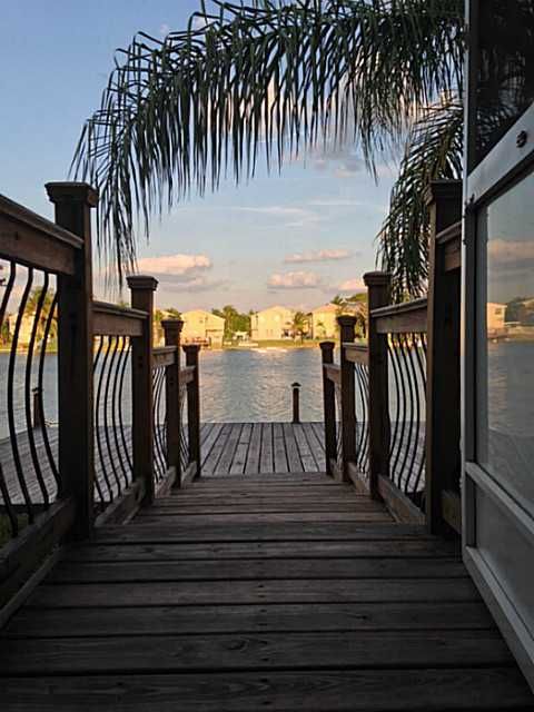 1851 SW 176 AV, Hollywood, FL 33029