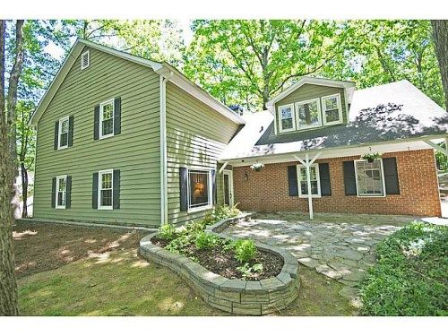 9130 Martin Road, Roswell, GA 30076