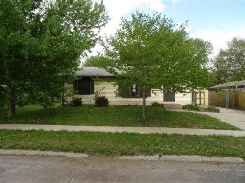 215 S 12th Ave, Winterset, IA 50273