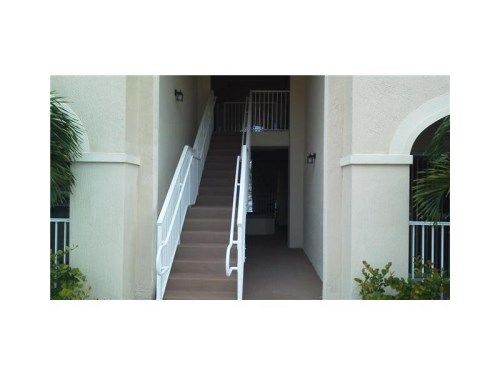 8960 NW 97 AVE # 221, Miami, FL 33178