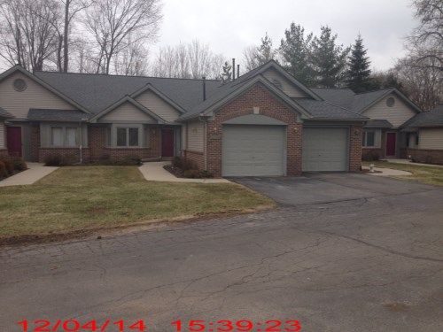 21294 Juniper Ct Unit 74, Farmington, MI 48336