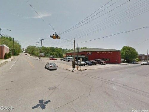 W St 9Th, Alton, IL 62002