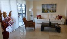 19101 NE 36 CT # 606 Miami, FL 33180