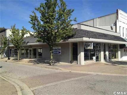 103 E Main St, Stanton, MI 48888