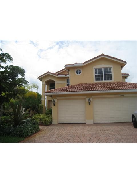 5012 SW 173 AV, Hollywood, FL 33029