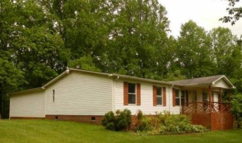 349 Forkner Dr, Mount Airy, NC 27030