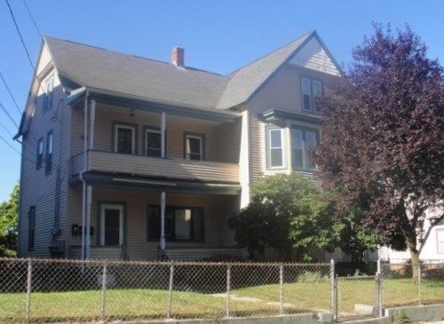 227 Elm St, Woonsocket, RI 02895