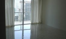475 BRICKELL AV # 3713 Miami, FL 33131