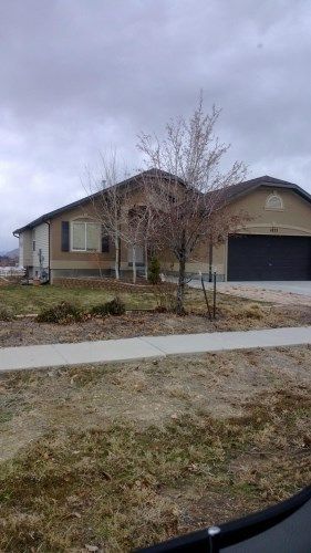 1055 South Kimball Dr, Grantsville, UT 84029