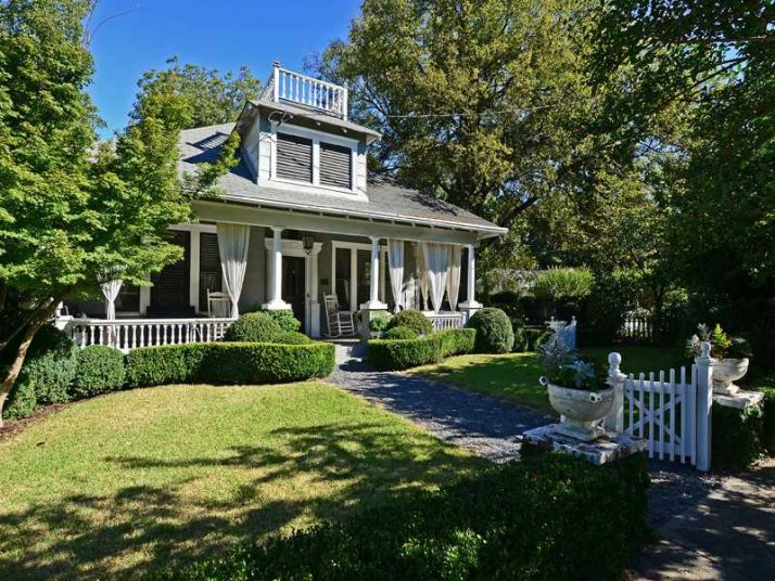 771 Holmes Street, Atlanta, GA 30318