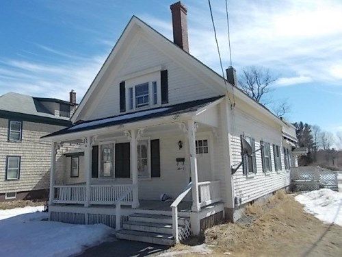 30 Central St, Farmington, NH 03835