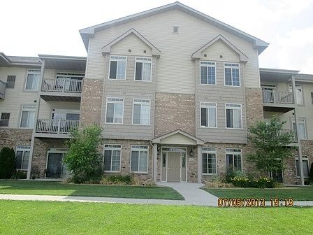 W197N16925 Stonewall Dr # 109, Gillett, PA 16925