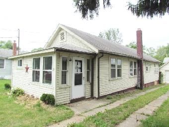 9 Amherst Dr, Pennsville, NJ 08070