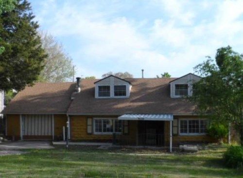 9530 Linwood Boulevard, Independence, MO 64052