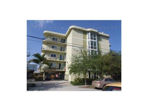 954 SW 36 CT # 502, Miami, FL 33135