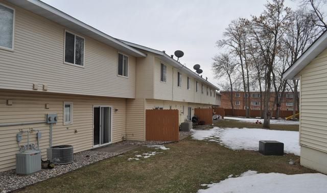 4041 W 125th Street 17, Savage, MN 55378