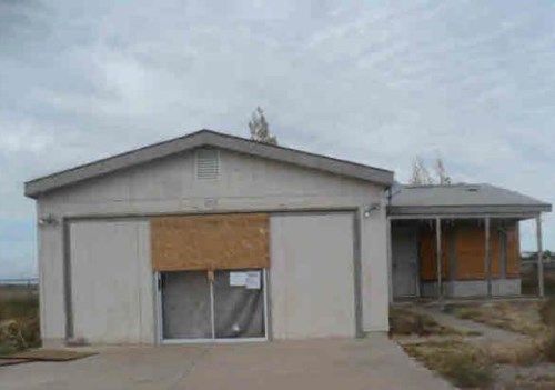 675 Meadow Lake Rd, Los Lunas, NM 87031