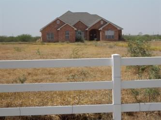 20101 Los Venados Drive, Linn, TX 78563