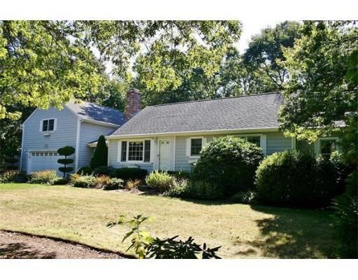 1529 Race Ln, Barnstable, MA 02630