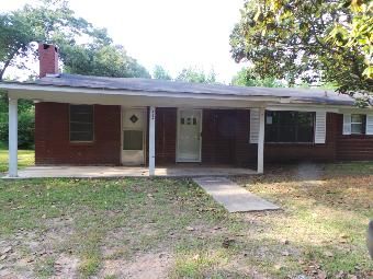 382 Summerlin Rd, Canton, MS 39046