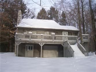 3455 Chestnut Hill Dr, Lake Ariel, PA 18436