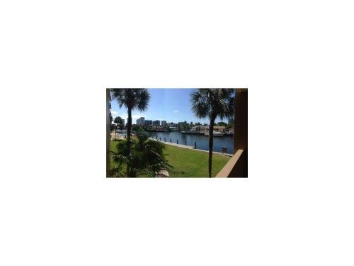 301 GOLDEN ISLES DR # 215, Hallandale, FL 33009