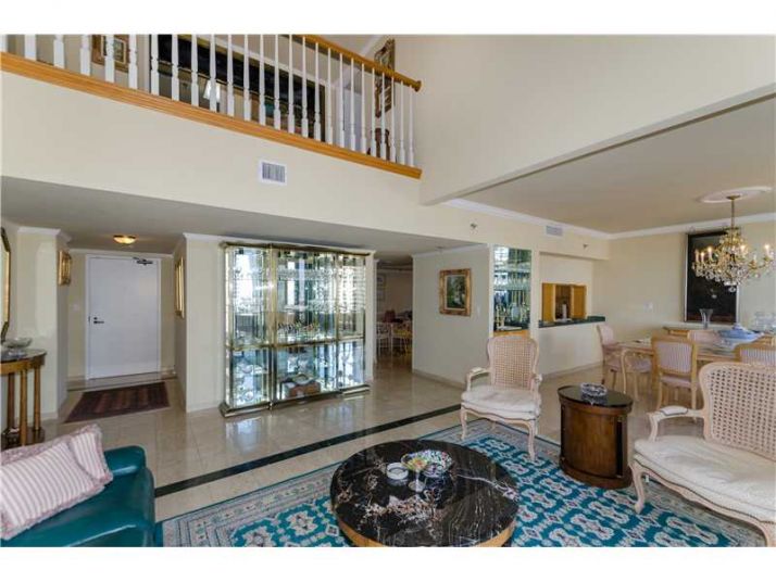 520 BRICKELL KEY DR # APH02, Miami, FL 33131