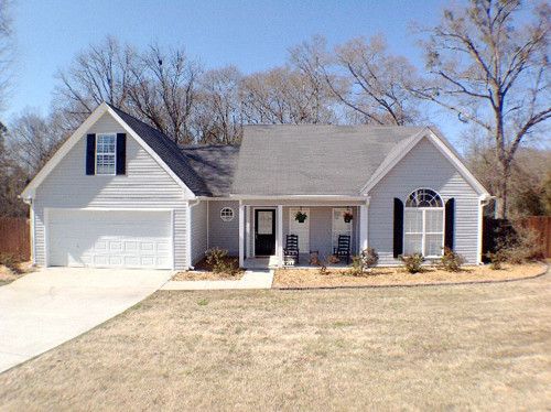 36 Hampton Creek Rd, Commerce, GA 30529