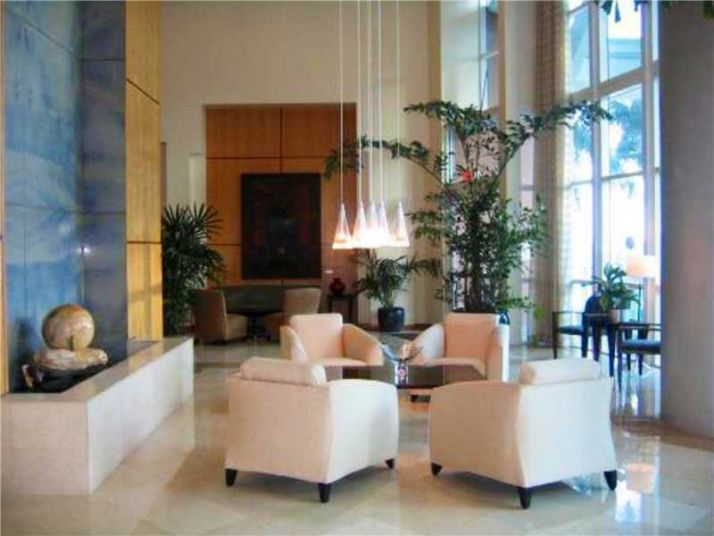 1155 BRICKELL BAY DR # 2409, Miami, FL 33131