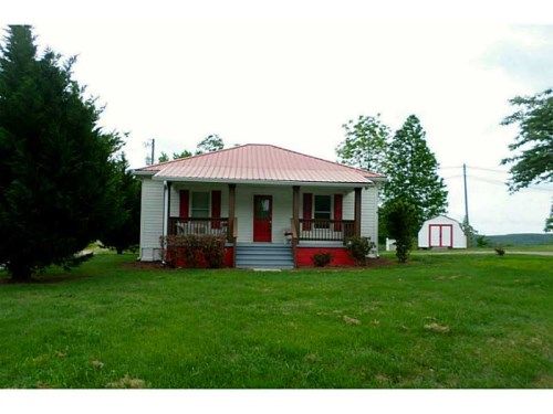 388 Rabbit Town Road, Marble Hill, GA 30148