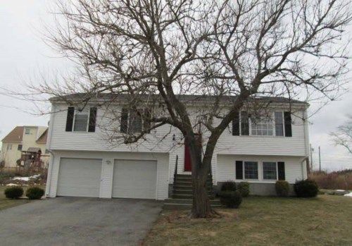 3 Abilio Drive, Bristol, RI 02809