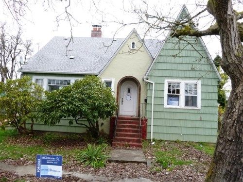 154 South 8th Street, Saint Helens, OR 97051