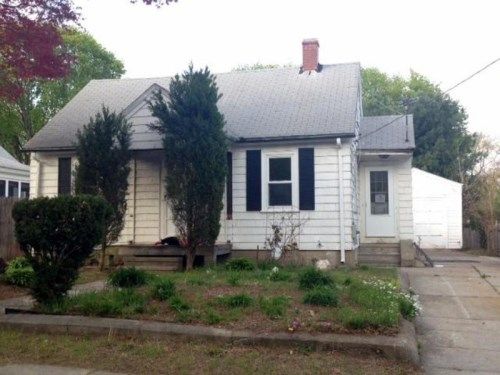 15 Lincoln Ave, Providence, RI 02904