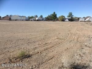 40210 Ola Street, Salome, AZ 85348