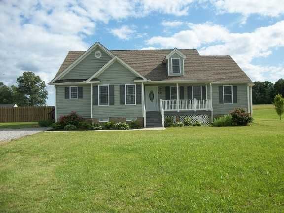 14427 Scotts Ln, Carson, VA 23830
