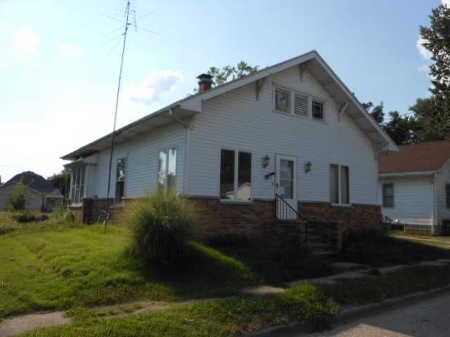 1305 7th St, Lawrenceville, IL 62439